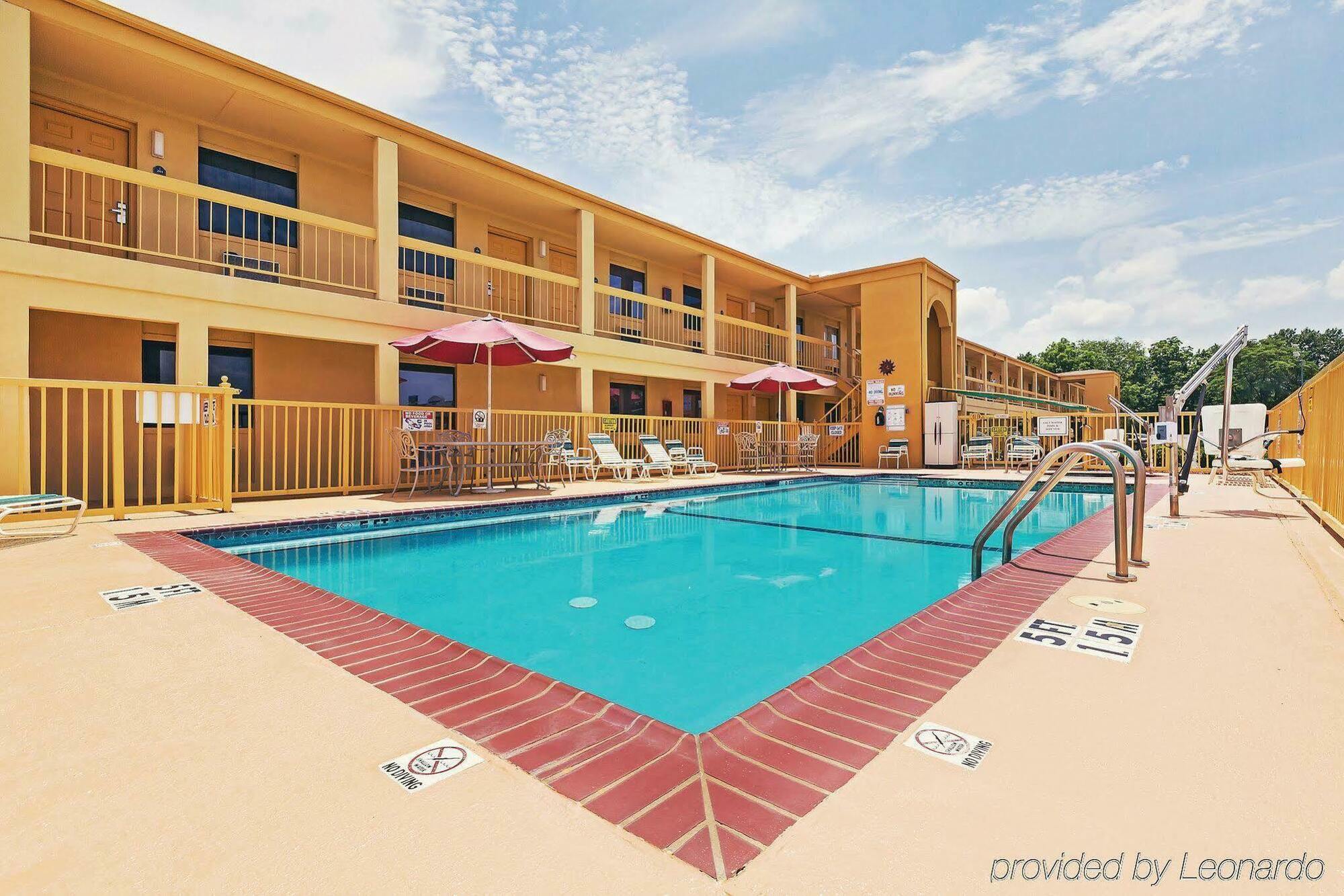 Red Roof Inn Ardmore Exterior foto
